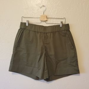 Everlane Easy Short in Olive